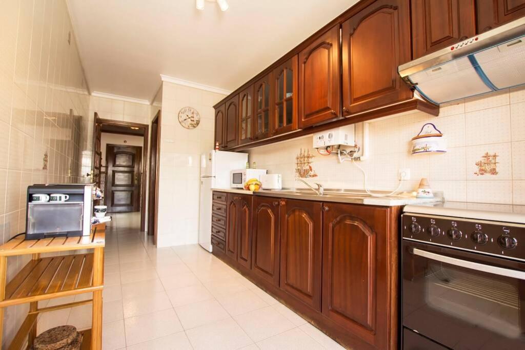 Casa Dos Farois Garagem Gratuito Praia Da Barra Ґафанья-да-Назаре Екстер'єр фото