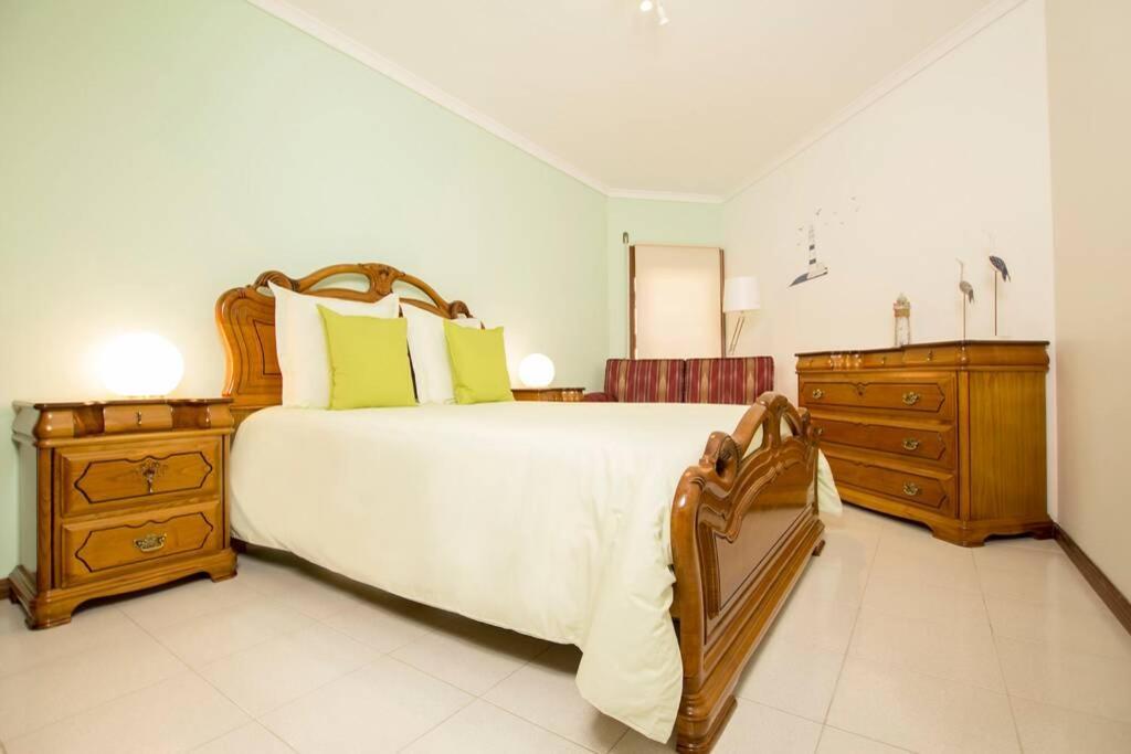 Casa Dos Farois Garagem Gratuito Praia Da Barra Ґафанья-да-Назаре Екстер'єр фото